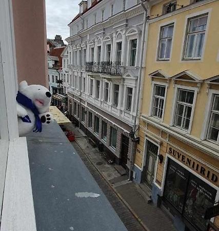 Cozy Apartment On The Town Hall Square Ταλίν Εξωτερικό φωτογραφία